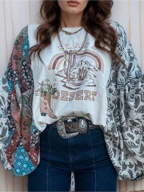 Hidden Gems | Desert Dreamscape Floral Patchwork Top Size M